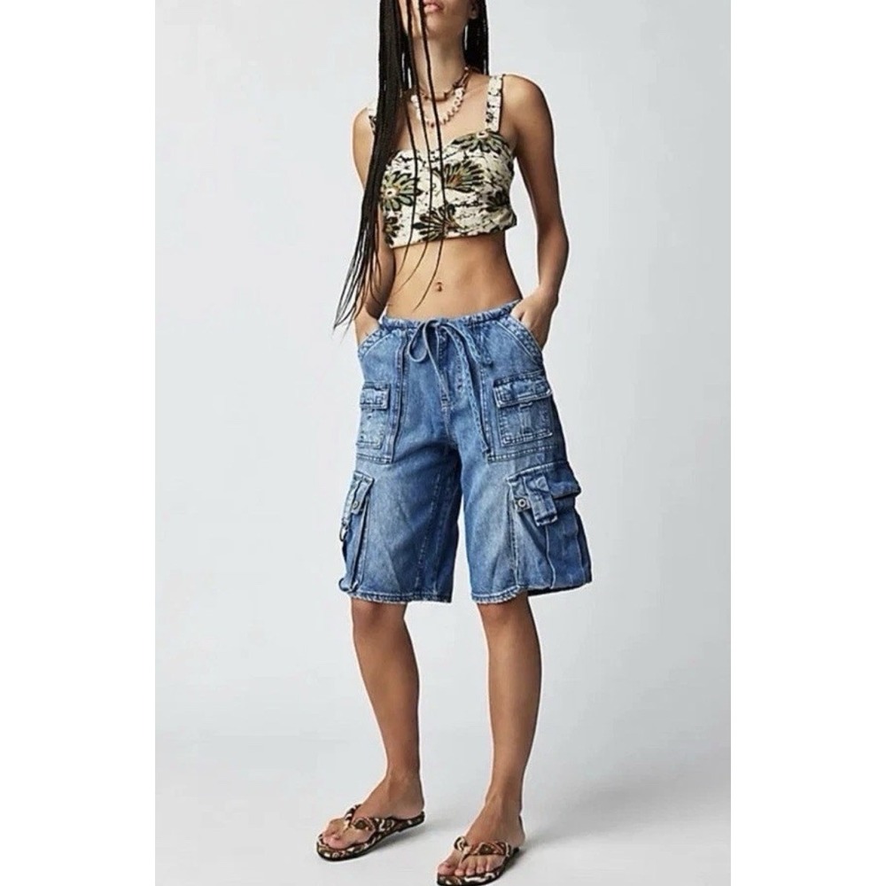 We The Free Reina Cargo Shorts Blue Denim Relaxed Fit Women's Small